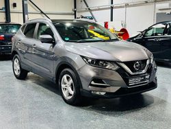 Grau Gebraucht 2019 Nissan Qashqai SUV | 13.980 € (Fairer Preis)