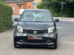 Schwarz Gebraucht 2015 Smart ForTwo Coupé Basis Coupé | 5.995 € (Fairer Preis)