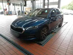 Lava blau Gebraucht 2021 Skoda Octavia Clever Kombi | 19.480 € (Fairer Preis)