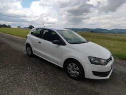 Weiß Gebraucht 2012 VW Polo Trendline Kleinwagen | 4.190 € (Guter Preis)