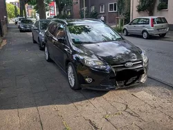 Schwarz Gebraucht 2013 Ford Focus Titanium Kombi | 4.900 € (Guter Preis)