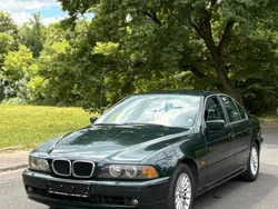 Grün Gebraucht 2001 BMW 530 Limousine | 4.999 €