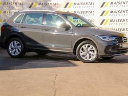 Grau Gebraucht 2021 VW Tiguan Elegance SUV | 24.555 € (Fairer Preis)