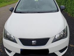 Weiß Gebraucht 2015 Seat Ibiza Reference Kleinwagen | 6.000 € (Fairer Preis)