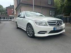Weiß Gebraucht 2011 Mercedes C300 Limousine | 5.500 €