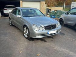 Silber Gebraucht 2003 Mercedes E500 Avantgarde Limousine | 11.800 € (Fairer Preis)