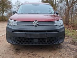 Rot Gebraucht 2021 VW Caddy Basis Van / Kleinbus | 13.000 €
