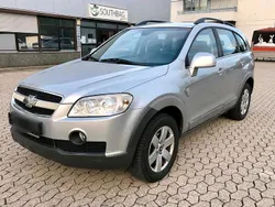 Silber Gebraucht 2006 Chevrolet Captiva LT SUV | 2.290 € (Fairer Preis)