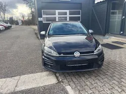 Schwarz Gebraucht 2018 VW Golf VII Comfortline Limousine | 16.899 € (Etwas zu teuer)