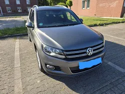 Grau Gebraucht 2015 VW Tiguan LOUNGE SUV | 15.000 € (Fairer Preis)