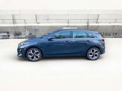 Silber Gebraucht 2021 Kia Ceed Kleinwagen | 17.500 € (Guter Preis)