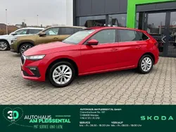 Rot Gebraucht 2024 Skoda Scala Selection Kleinwagen | 24.870 € (Etwas zu teuer)