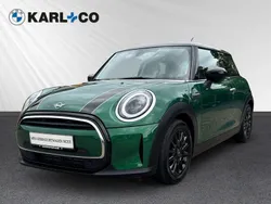 Gruen Gebraucht 2022 Mini Cooper Kleinwagen | 19.990 € (Guter Preis)