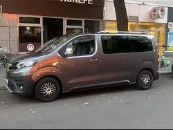 Grau Gebraucht 2016 Toyota Proace Van | 16.500 €