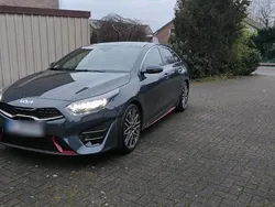 Grau Gebraucht 2024 Kia ProCeed GT 2 Kleinwagen | 28.995 € (Guter Preis)
