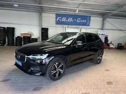 Onyx black / metallic Gebraucht 2018 Volvo XC60 Momentum SUV | 28.350 € (Guter Preis)