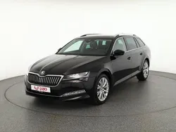 Schwarz Gebraucht 2022 Skoda Superb Style Limousine | 28.490 € (Etwas zu teuer)