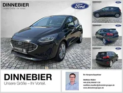 Schwarz (metallic) Gebraucht 2022 Ford Fiesta Titanium Kleinwagen | 16.498 € (Fairer Preis)