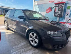 Schwarz Gebraucht 2005 Audi A3 Coupé | 1.600 €