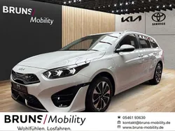 Weiß Gebraucht 2024 Kia Ceed Sportswagon Spirit Kombi | 22.790 € (Superpreis)