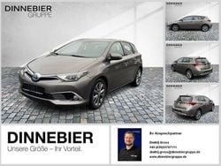 Gray metallic Gebraucht 2017 Toyota Auris Hybrid Executive Limousine | 16.963 € (Fairer Preis)
