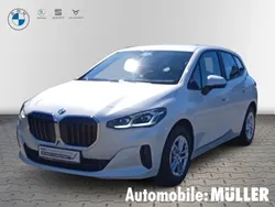 Mineralweiss metallic Gebraucht 2023 BMW 218 Active Tourer Luxury Line Van / Kleinbus | 28.450 € (Guter Preis)