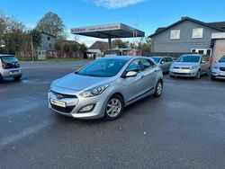 Silber Gebraucht 2013 Hyundai i30 Limousine | 4.999 € (Fairer Preis)