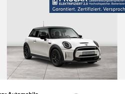 Weiß Gebraucht 2023 Mini Cooper SE Classic Kleinwagen | 17.890 € (Guter Preis)