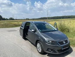 Grau Gebraucht 2016 Seat Alhambra Style Van / Kleinbus | 15.500 € (Fairer Preis)