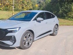 Grau Gebraucht 2022 Audi Q4 Sportback e-tron S-Line SUV | 29.800 € (Superpreis)