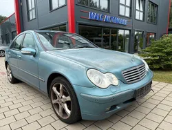 Blau Gebraucht 2003 Mercedes C320 Limousine | 2.999 € (Guter Preis)