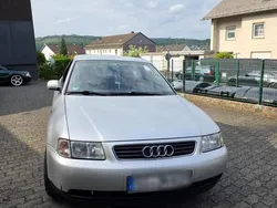 Silber Gebraucht 2000 Audi A3 Kleinwagen | 2.299 € (Teuer)