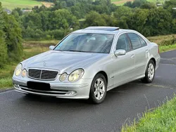 Silber Gebraucht 2004 Mercedes E220 Avantgarde Limousine | 3.290 € (Fairer Preis)