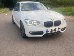 Weiß Gebraucht 2013 BMW 118 Kleinwagen | 8.300 € (Fairer Preis)