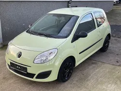 Grün Gebraucht 2009 Renault Twingo Authentique Kleinwagen | 3.500 € (Teuer)