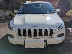 Weiß Gebraucht 2017 Jeep Cherokee Longitude SUV | 11.300 € (Etwas zu teuer)