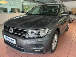 Grau Gebraucht 2020 VW Tiguan Highline SUV | 29.770 € (Superpreis)