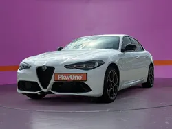 Weiß Gebraucht 2024 Alfa Romeo Giulia Premium Limousine | 35.930 € (Guter Preis)