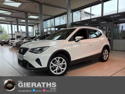 Weiss Gebraucht 2023 Seat Arona SUV | 23.250 € (Etwas zu teuer)