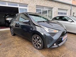 Grau Gebraucht 2020 Toyota Aygo x-sky Kleinwagen | 8.500 € (Guter Preis)