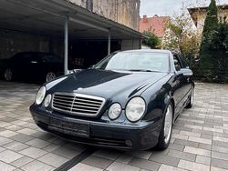 Blau Gebraucht 1999 Mercedes CLK320 AMG Coupé | 4.400 € (Teuer)