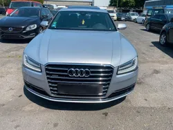 Silber Gebraucht 2014 Audi A8 Limousine | 19.800 €