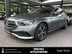 Lack selenitgrau Gebraucht 2023 Mercedes E220 Avantgarde Kombi | 39.740 € (Fairer Preis)