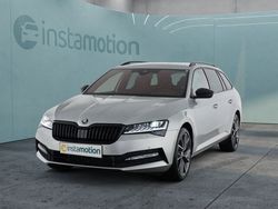 Silber Gebraucht 2024 Skoda Superb SportLine Kombi | 52.690 €
