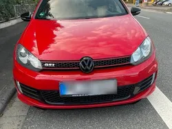 Rot Gebraucht 2011 VW Golf VI Edition Kleinwagen | 10.500 € (Teuer)