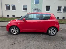 Rot Gebraucht 2007 Suzuki Swift Kleinwagen | 1.970 € (Fairer Preis)