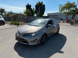 Gebraucht 2015 Toyota Auris Hybrid Edition Limousine | 7.700 € (Fairer Preis)
