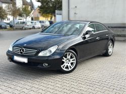 Schwarz Gebraucht 2006 Mercedes CLS350 Limousine | 9.300 € (Etwas zu teuer)