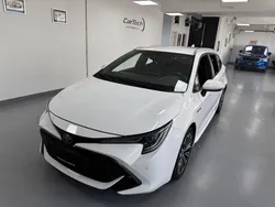 Weiß Gebraucht 2022 Toyota Corolla Team Limousine | 17.490 € (Fairer Preis)