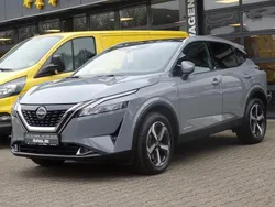 Grau Gebraucht 2023 Nissan Qashqai N-Connecta SUV | 31.450 € (Fairer Preis)